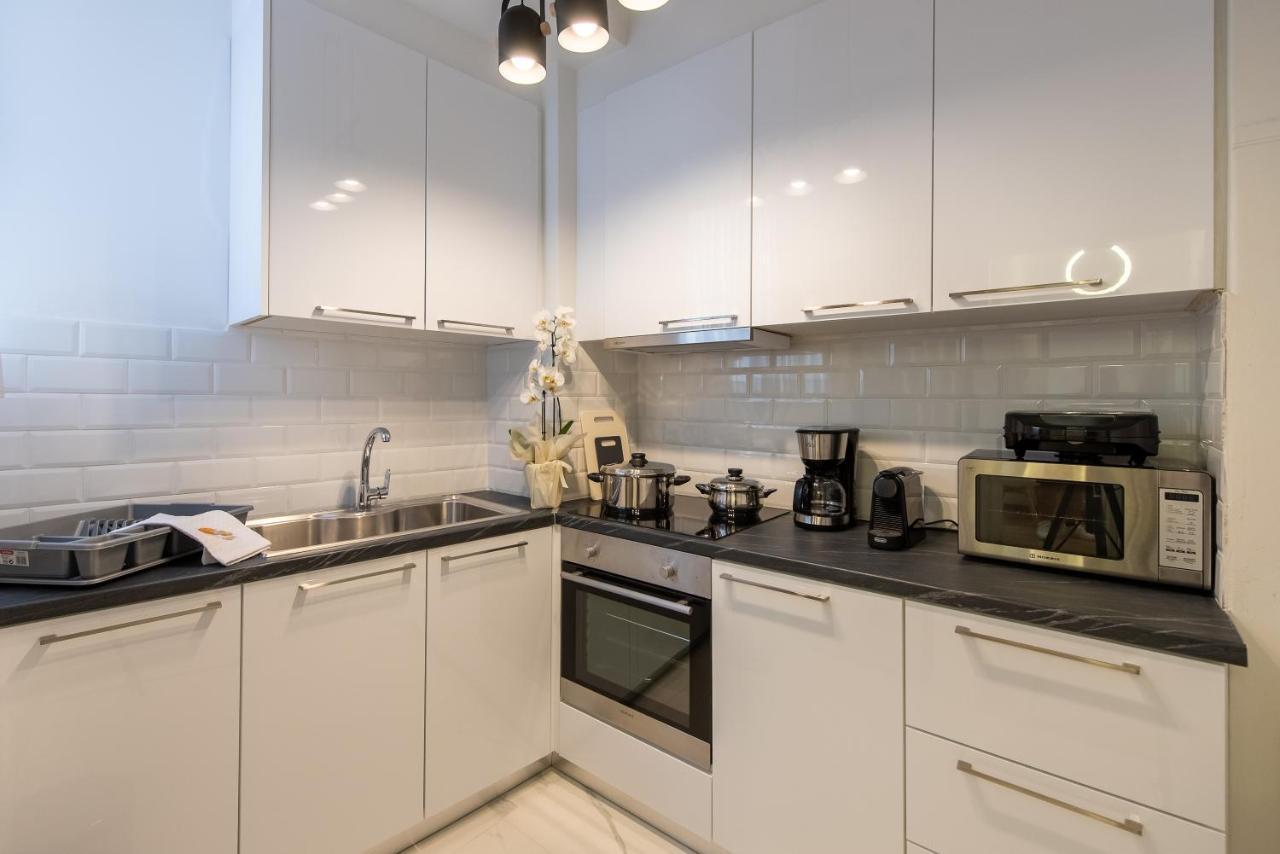 Medluxe Cozy Apartment! Athena Bagian luar foto