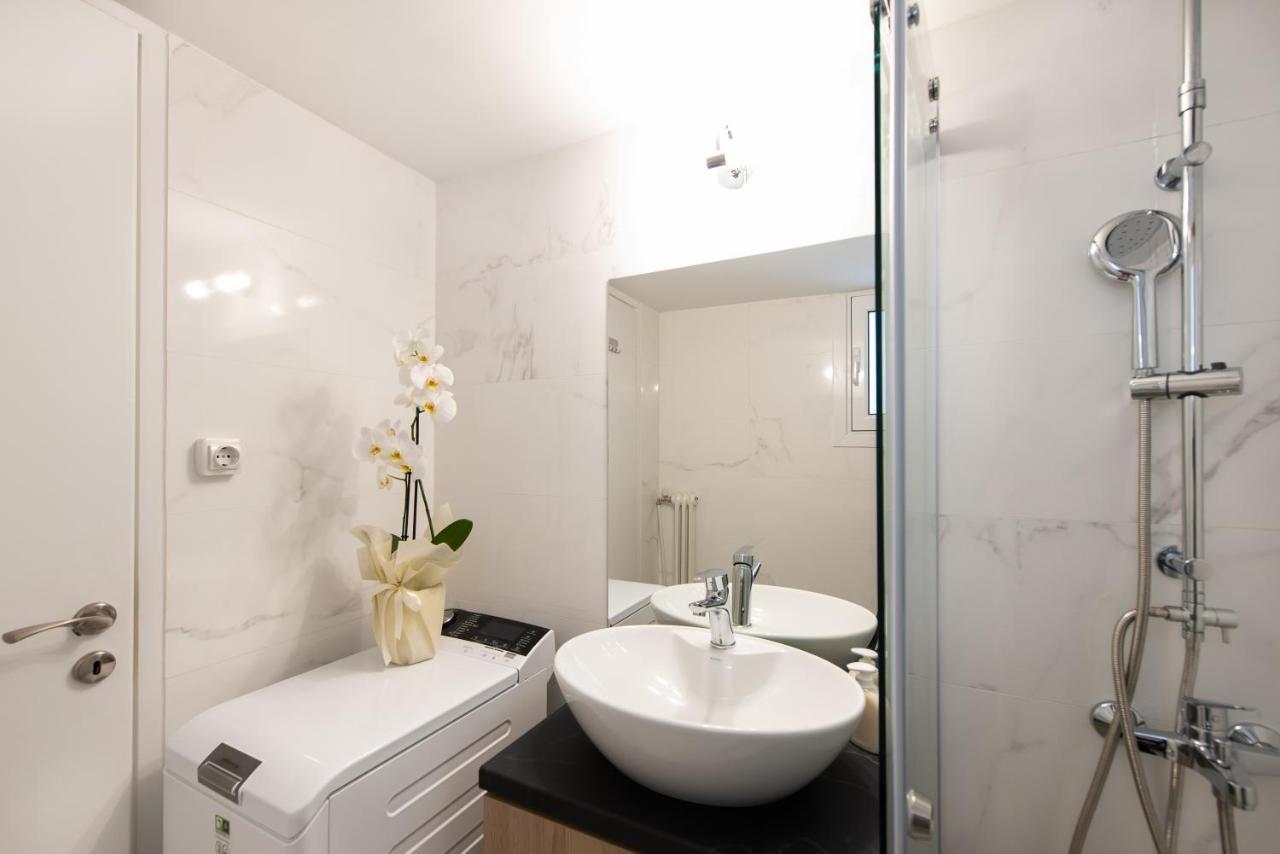 Medluxe Cozy Apartment! Athena Bagian luar foto