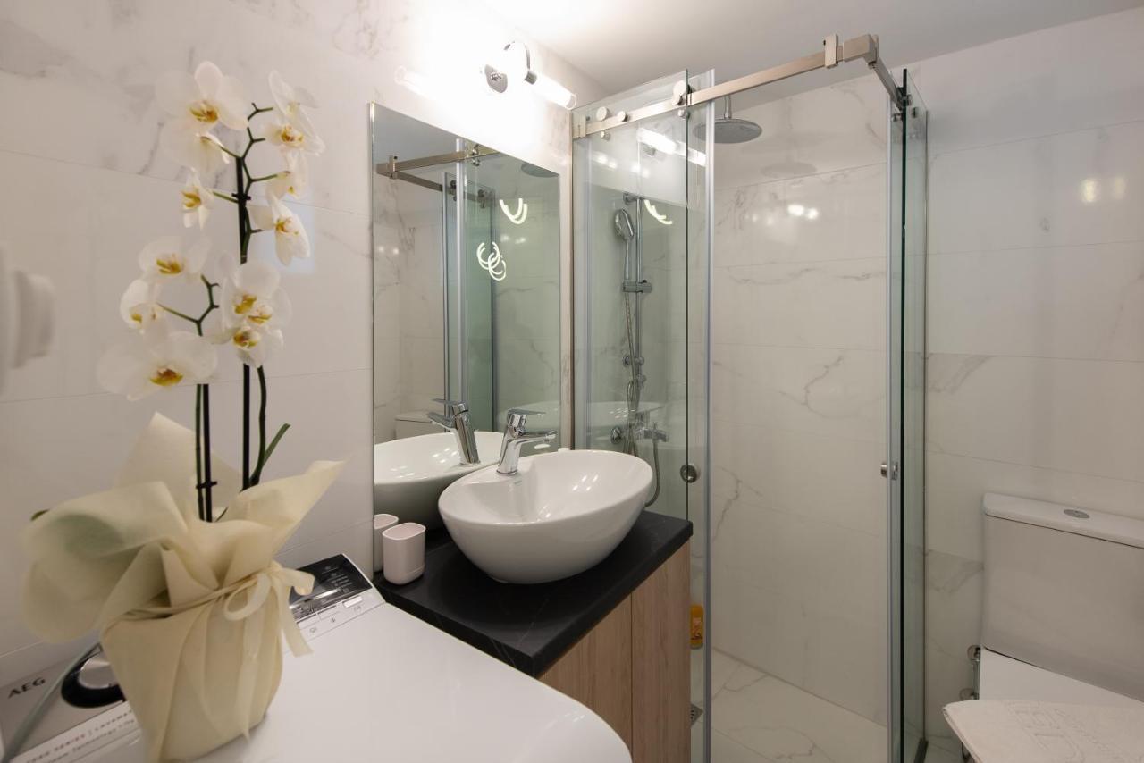 Medluxe Cozy Apartment! Athena Bagian luar foto