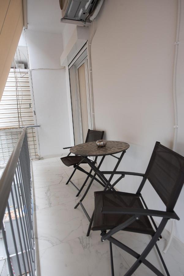 Medluxe Cozy Apartment! Athena Bagian luar foto